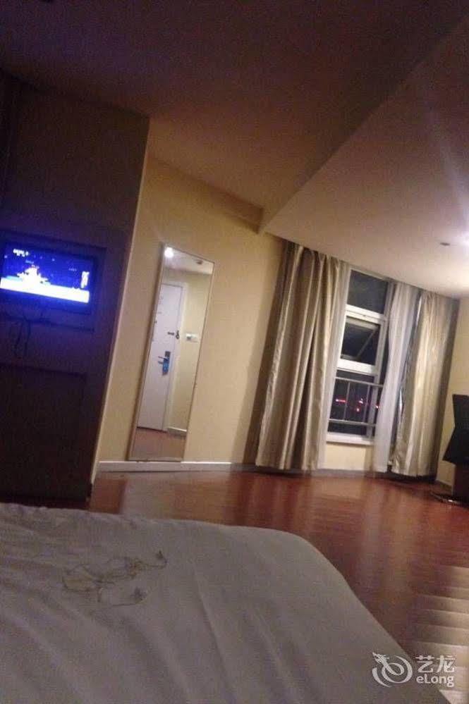 Hanting Hotel Wuhu Bagian luar foto